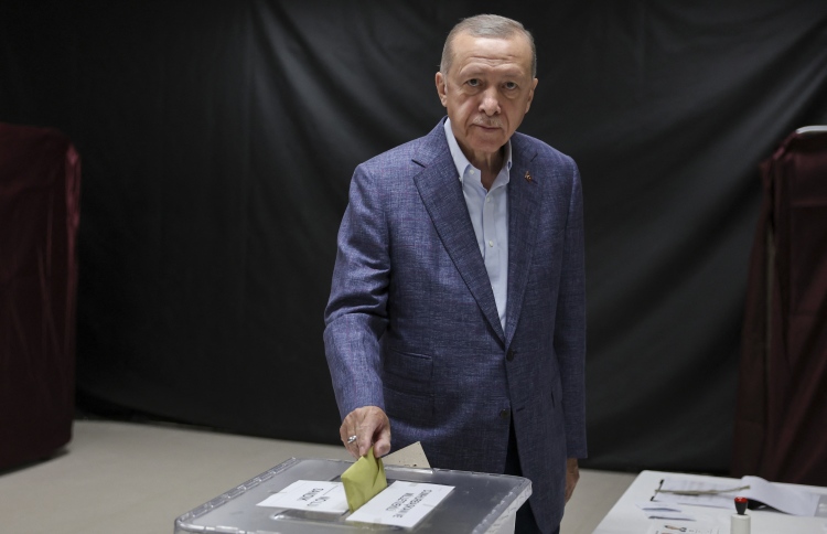 ރައީސް އުރުދުޣާން، ވެރިކަމުގެ އާ ދައުރަކަށް ހޮވިއްޖެ