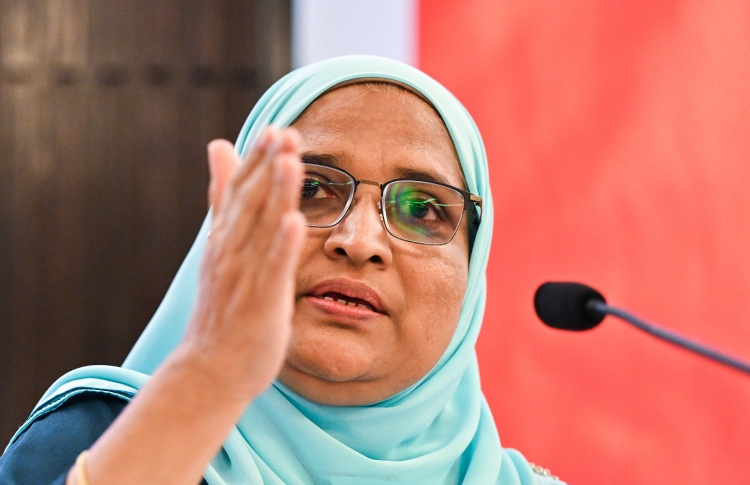 އާޒިމާ މާލޭ މޭޔަރު ކަމަށް ވާދަކުރައްވަނީ