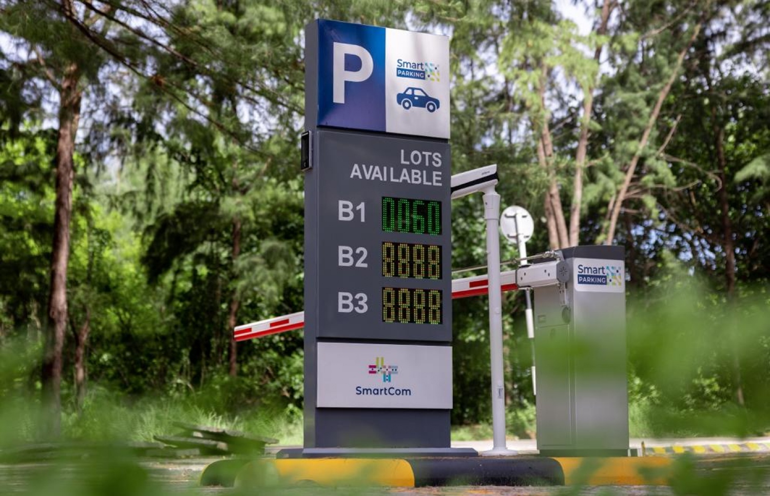 ހުޅުމާލޭގައި ހަދާފައިވާ ސްމާޓް ޕާކިން ޒޯން: ބިޑް އުސޫލުން އެތަނުން ޕާކިން ޖާގަތައް ކުއްޔަށް ދޫކުރުމަށް ވަނީ ހުޅުވާލައިފައި.-- ފޮޓޯ: އާބަންކޯ