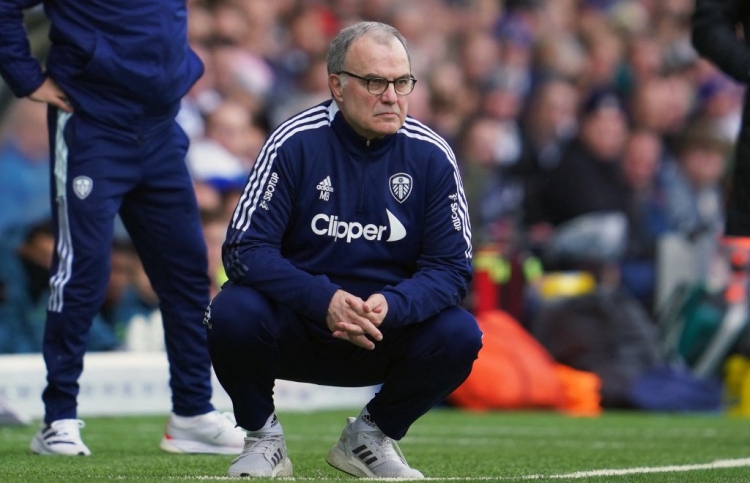 ލީޑްސްގެ ކުރީގެ ކޯޗު ބިއެލްސާ، އުރުގުއޭއާ ހަވާލުވެއްޖެ