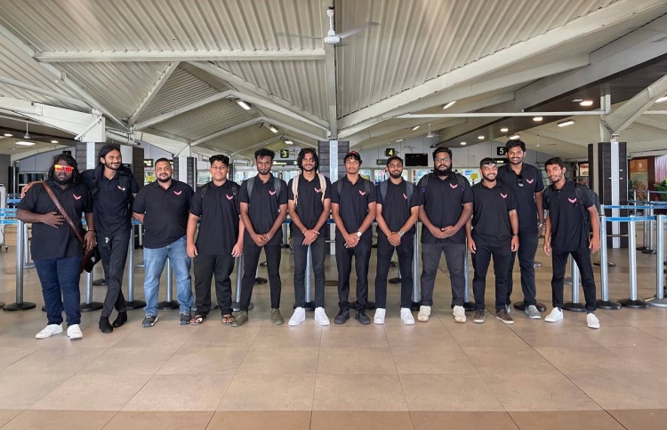 ލަންކާގެ ތްރީ އޮން ތްރީ މުބާރާތެއްގައި ރެޑްވިންގްސް