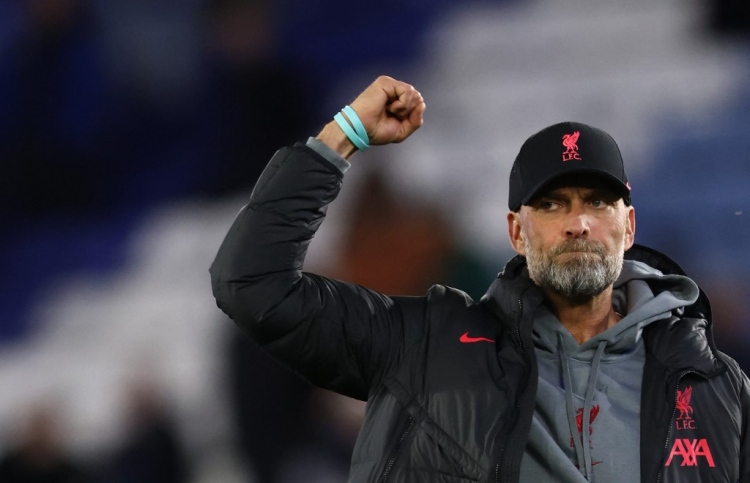 ކްލޮޕް ދެ މެޗަށް ސަސްޕެންޑް ކޮށްފި