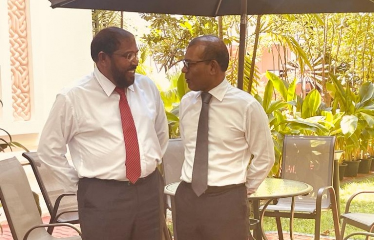 ބަރުލަމާނީ ހުރަހާ އެކު ގާސިމާ ދެކޮޅަށް ނަޝީދު؟