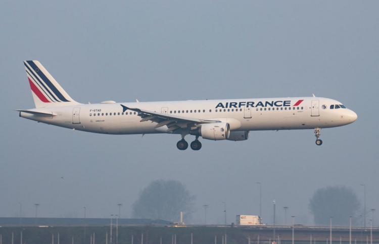 ތިމާވެއްޓަށްޓަކައި ފްރާންސުން ވައިގެ ދަތުރު މަދުކުރަނީ