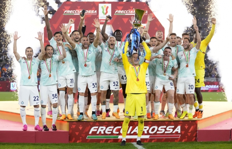 އިންޓަ މިލާނުން އިޓާލިއަން ކަޕް ކާމިޔާބު ކޮށްފި