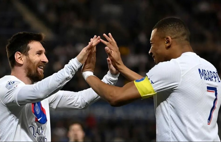 ޕީއެސްޖީ ފްރާންސް ލީގުގެ އެންމެ އުހަށް