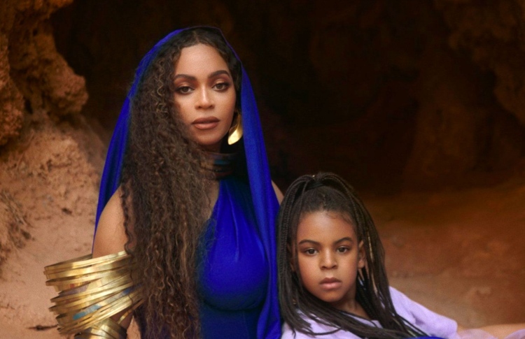 ބިޔޯންސޭއާ އެކު ނަށަން ހުރީ ދަރިފުޅު