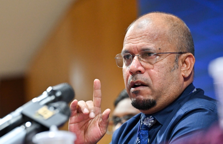 މަގުކޮނުމުގެ ފީ ބޮޑުކުރި މައްސަލަ ހައިކޯޓުން ބޭރުކޮށްފި