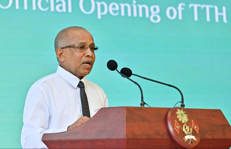 މި ސަރަހައްދުން ބޭސް އެތެރެކުރާތީ ނަޒީރުގެ ކަންބޮޑުވުން