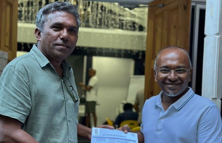 ސްޓޭޓް މިނިސްޓަރު މުޖުތަބާ މަގާމުން ވަކިކޮށްފި