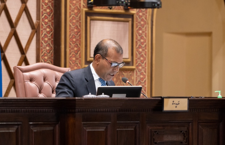 ކޮމިޓީތައް އެކުލަވާ ނުލެވޭ ތުހުމަތު ނަޝީދަށް!