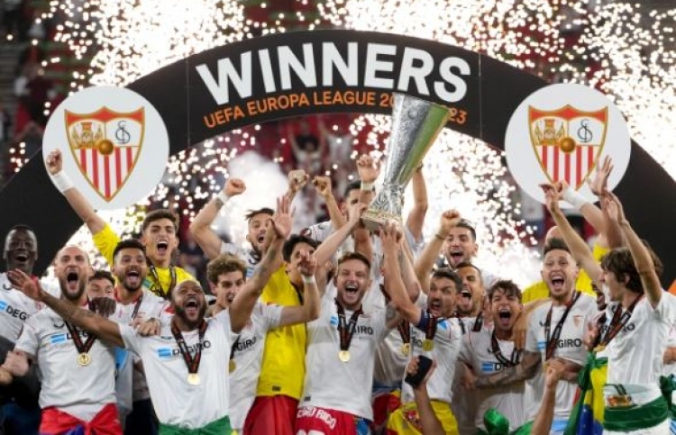 ޔޫރޮޕާ ލީގު ޗެމްޕިއަންކަން ސެވިއްޔާ ހޯދައިފި