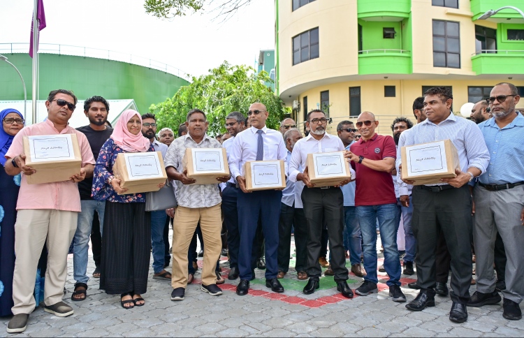 ޑިމޮކްރެޓްސްގެ ފޯމުތައް 3 ހަފުތާ ތެރޭ ނިމޭނޭ: ފުއާދު