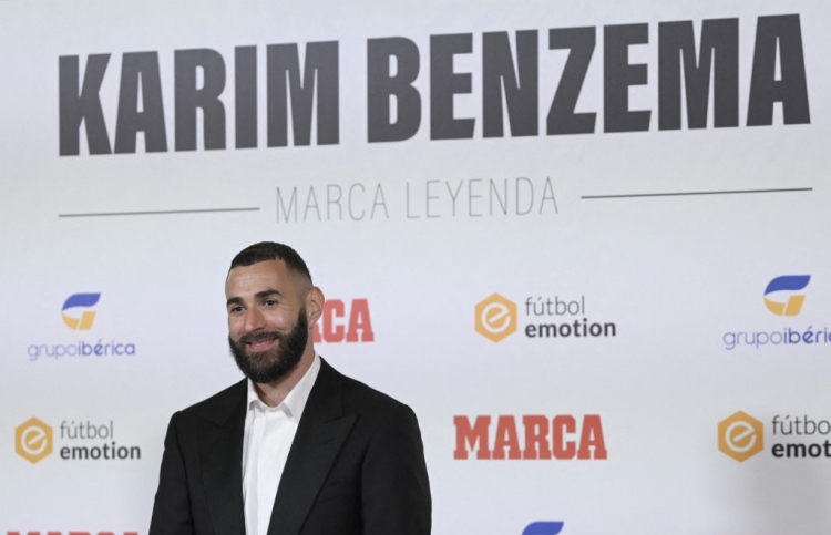 ސައުދީގެ ޑީލްގެ ވާހަކައަށް ބެންޒެމާގެ ސާފު ޖަވާބެއްނެތް