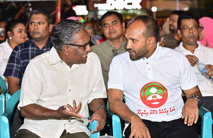 ޕީޕީއެމުން ވަކިވެވަޑައިގަތް ޑރ. ވަހީދު ޖޭޕީއަށް