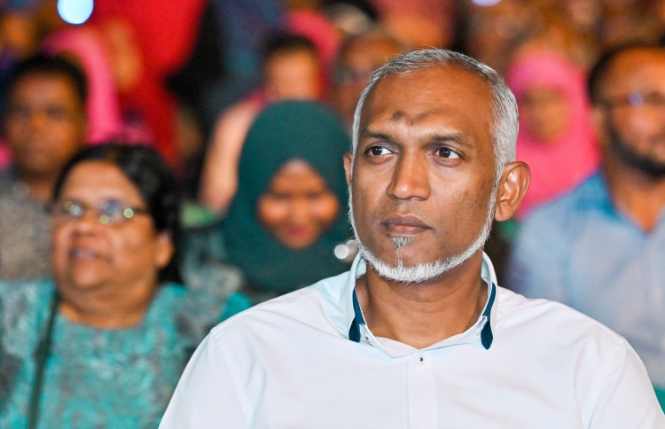 މުއިއްޒަށް މަރުގެ އިންޒާރު ދިން މައްސަލަ ޕޮލިހަށް