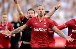 އެލްޑެވެއިރެލްޑް ފަހު ވަގުތު ގޯލު ޖެހުމަށް ފަހު އުފާފާޅުކުރަނީ. އެޓީމަށް ޗެމްޕިއަންކަން ލިބުނީ 66 އަހަރު ފަހުން