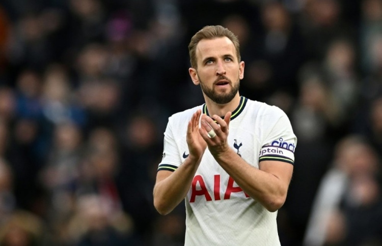 ބެންޒެމާގެ މަގާމަށް ރެއާލުން ކޭން އަށް ފާރަލަނީ