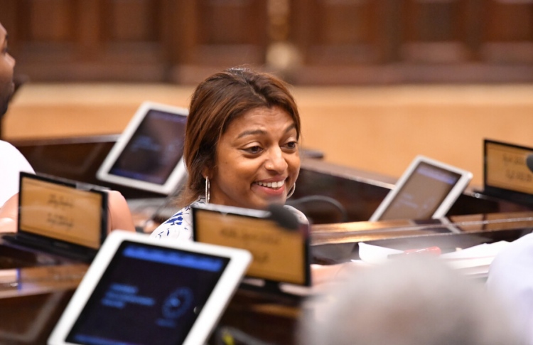 އީވާ ވަކިކުރާ މައްސަލަ ވެސް މަޑުޖެހުމުގެ ފުރުސަތު ބޮޑު