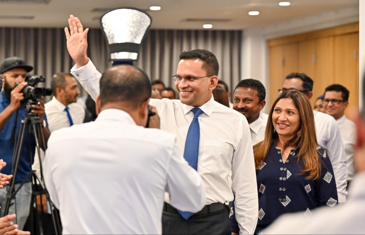 ހުރިހާ ކަމެއްގައި ވެސް "މޯލްޑިވްސް ފަސްޓް ޕޮލިސީ"