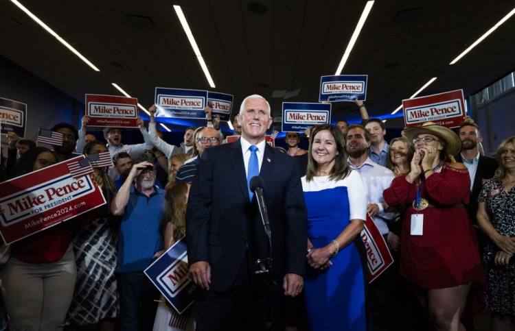 އަމާޒަކީ އެމެރިކާއަށް ހަގީގީ ބަދަލެއް ގެނައުން: ޕެންސް