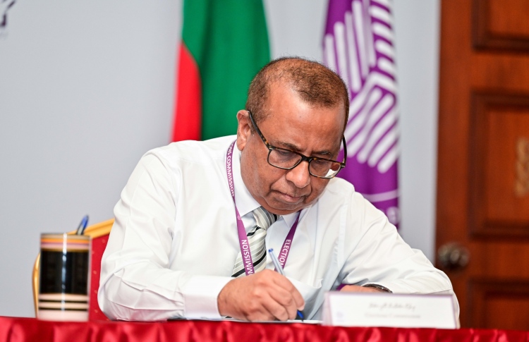 ލަސްކޮށްފިނަމަ ގާނޫނު ބުނާ ގޮތަށް އާމަޖިލިސް ނުހޮވިދާނެ