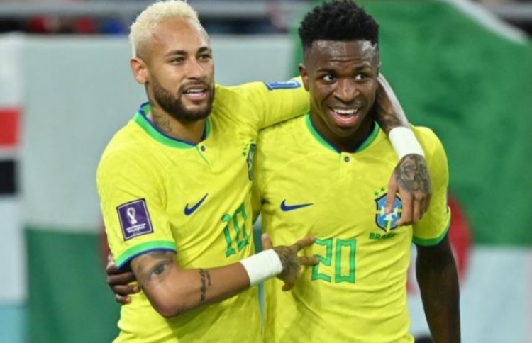 ނަސްލީ ތަފާތުކުރުމާ ދެކޮޅަށް ބްރެޒިލުން މެޗެއް ކުޅެނީ