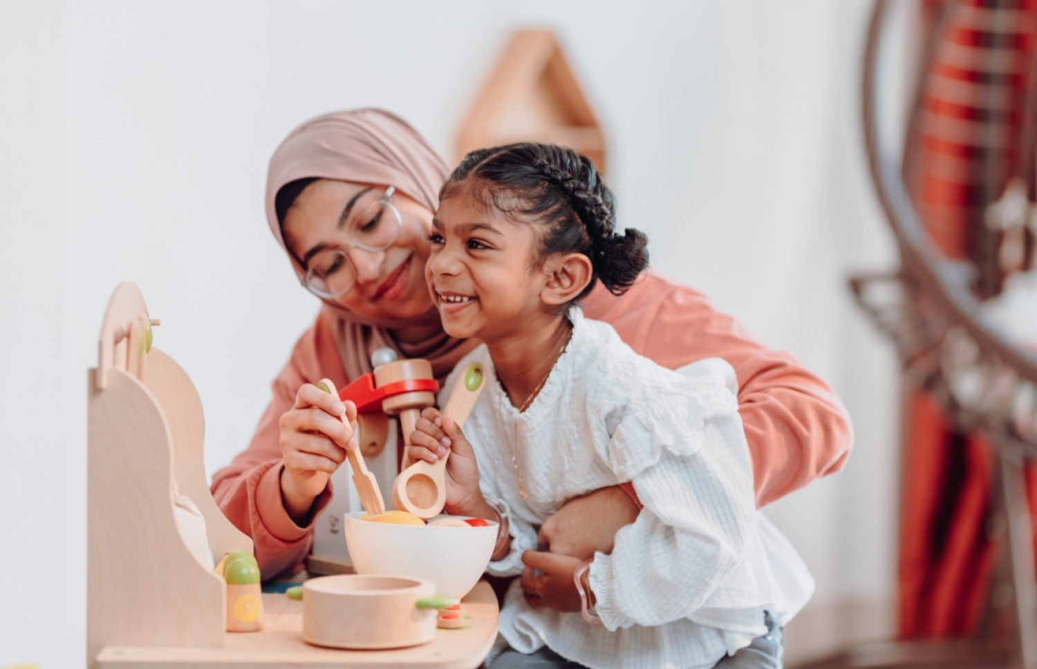 ދިވެހި ރުފިޔާ އަދި ޑޮލަރު އެކައުންޓުގެ ގޮތުގައި ކިޑްސް ސޭވާސް އެކައުންޓު ހުޅުވޭނެ. -- ފޮޓޯ: ބީއެމްއެލް