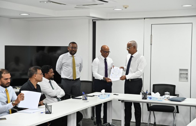 ސަމީރު އާއި ޝާހު، ޖޭޕީގެ ޓީމަކާ އެކު އެމްޑީޕީއަށް