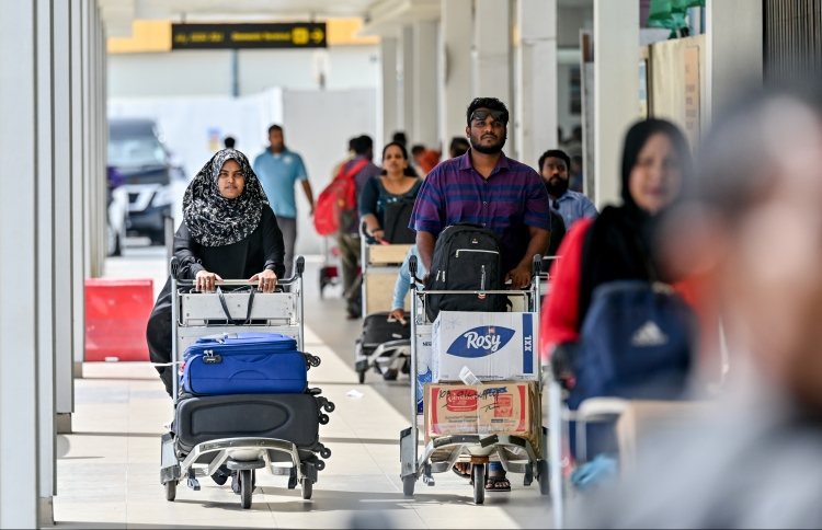 ހައްޖު ދުވަސް އަވަސް ވިއަސް އީދު ބަންދު ބަދަލެއްނުވާނެ