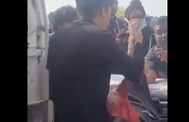 މިޔަރެއްގެ ހަމަލާގައި ޓޫރިސްޓަކު ޒަހަމްވެއްޖެ