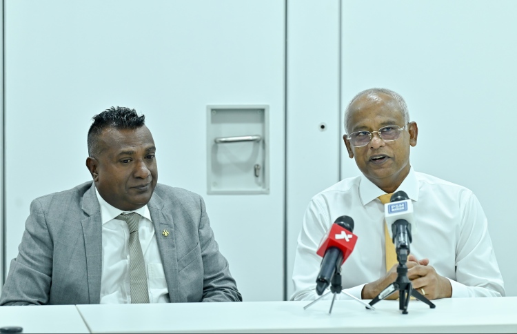 ގާސިމްވިޔަސް "އަޅުގަނޑަށް ގާނޫނީ އިމުން ބޭރުނުވެވޭނެ"