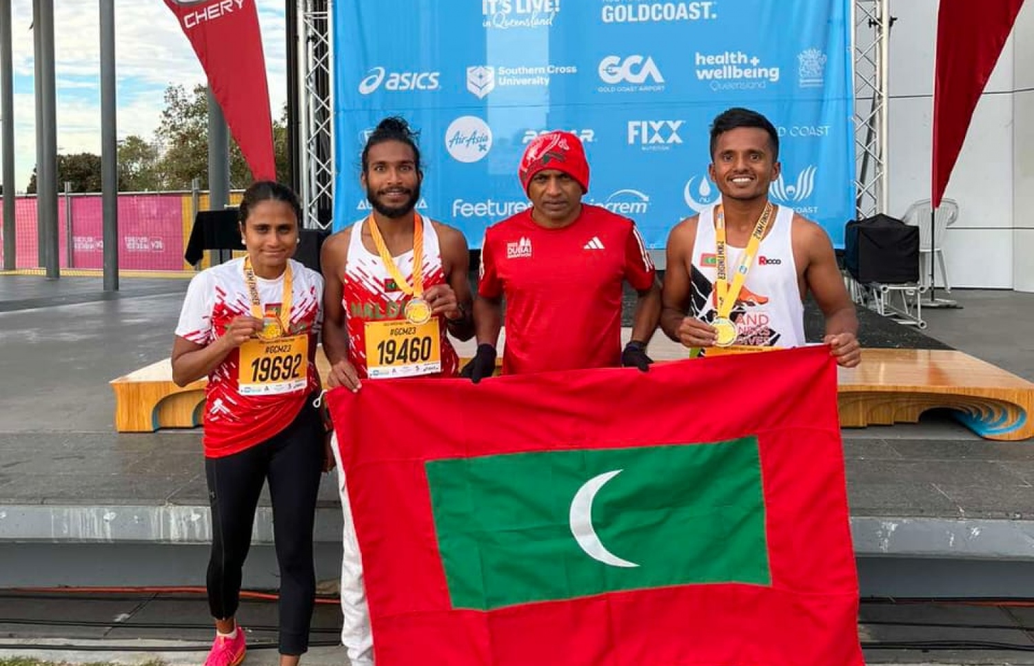 އިރުފާން، ނަސްރު، ޔޫސުފް، ޝަމްހާ: މިއަދު ގޯލްޑްކޯސްޓް ހާފް މެރަތަން އަށް ފަހު ގައުމީ ދިދަ އާއެކު ފޮޓޯ އަކަށް ހުއްޓިލައިގެން