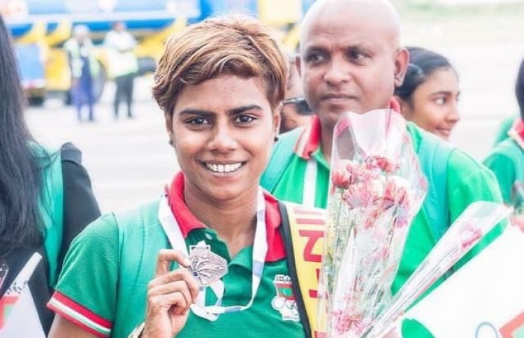 ކަންބޮޑުވުންތަކާ އެކު ނީލާ ގައުމީ މުބާރާތާ ދުރަށް