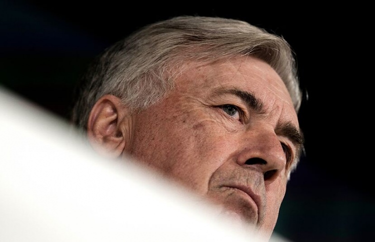 ބްރެޒިލްގެ ކޯޗުކަމާ އަންނަ އަހަރު އަންޗެލޮޓީ ހަވާލުވަނީ