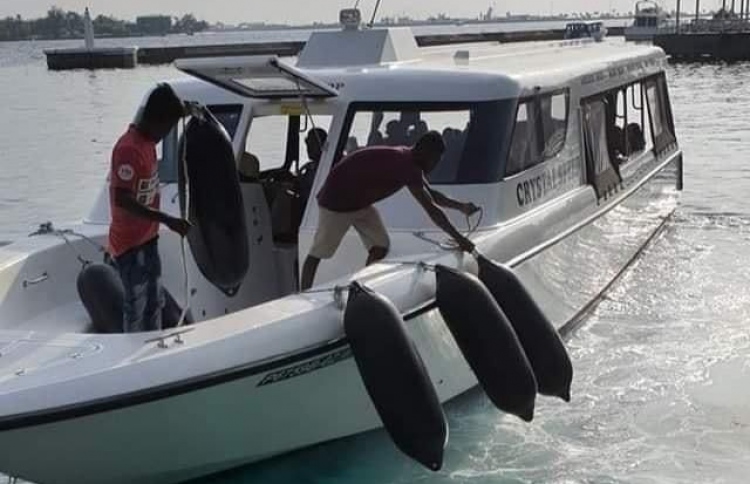 ލޯންޗެއްގެ ބެޓެރި ގޮވައި ހަ މީހަކު ޒަހަމްވެއްޖެ