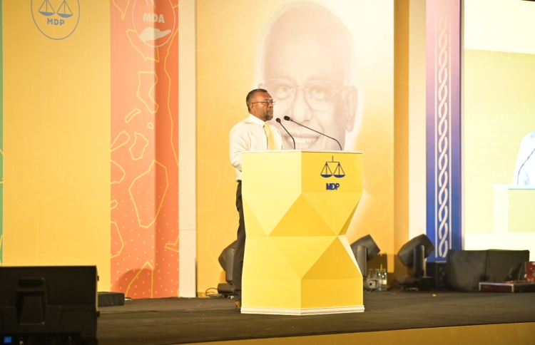 މިތިބީ މާ ގަދަކޮށް، ކާމިޔާބުވާނެ: ފައްޔާޒް