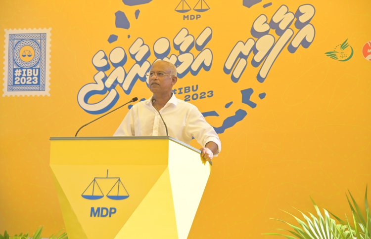 އިންތިހާބު ފަށާނީ އެއް ލައްކަ ވޯޓުން: ރައީސް