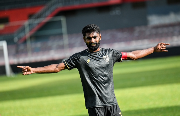 ދިވެހި ލީގުގައި 100 ލަނޑު ހަމަކޮށް ރިޒޭއަށް ރެކޯޑް