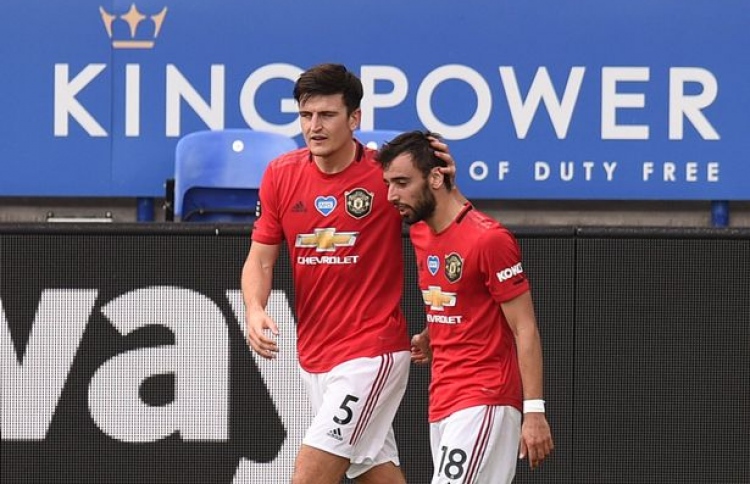 ކެޕްޓަން ބޭންޑް ނެގުމުންވެސް މެގުއާ ދެއްކީ މިސާލެއް