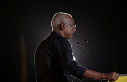 President Solih addresses Fuvahmulah City locals during his one-day campaign visit to the island-- Photo: MDP