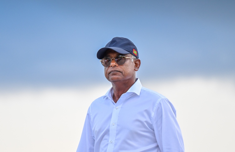 ކުރީ ސަރުކާރާ ގުޅޭ އިންކުއަރީއެއް ހަދަން އެދެފި