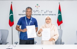 Assignment of land reclamation for the development of Kadhdhoo Airport. The project has been awarded to MTCC -- Photo: Ministry of Economic Affairs