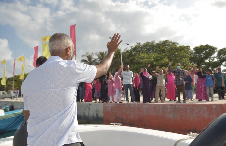 ގެދޮރުގެ މައްސަލަ އެއްކޮށް ހައްލުކޮށްދޭނަން: މުއިއްޒު