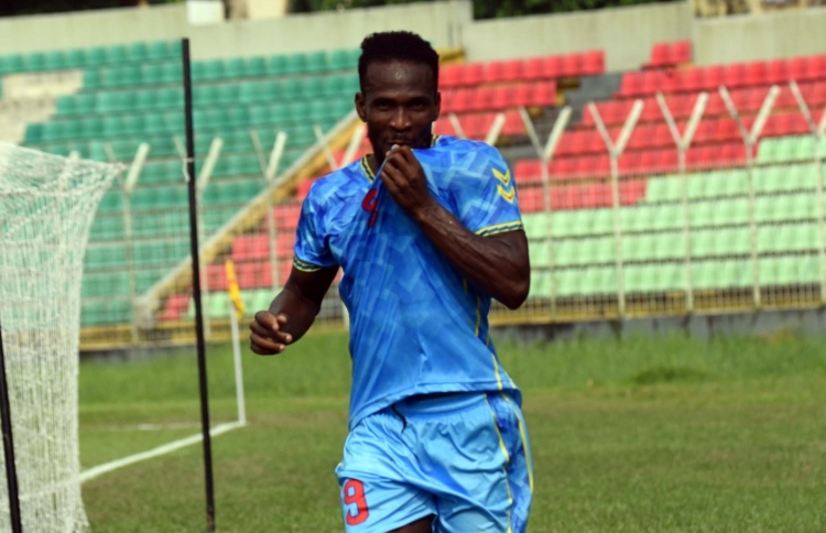 އީގަލްސް އަށް އޭއެފްސީ ކަޕްގެ ދޮރު ބަންދުވެއްޖެ