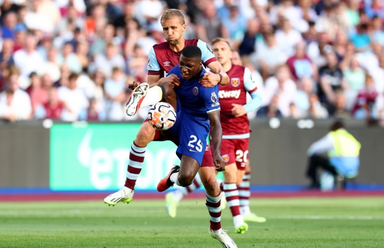 އަގުބޮޑު ޓްރާންސްފާތަކާއެކު ވެސް ޗެލްސީ އަދި މޮޅެއްނުވޭ