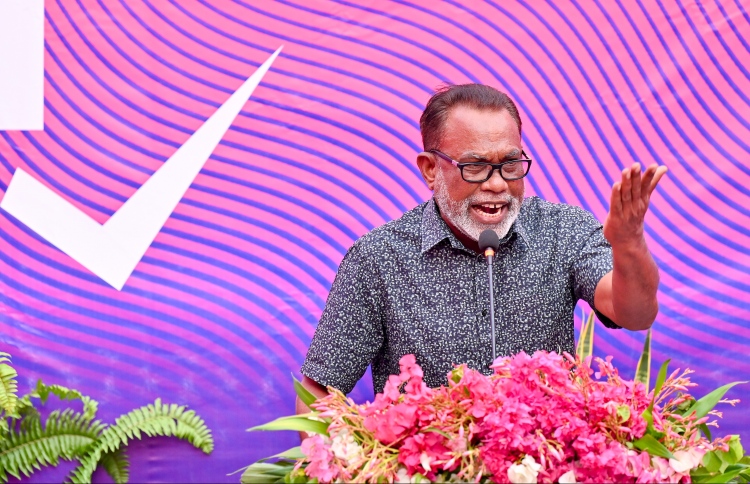 އެމްޑީޕީން ކެމްޕެއިން ކޮށްދެނީ މުއިއްޒަށް: އަދުރޭ