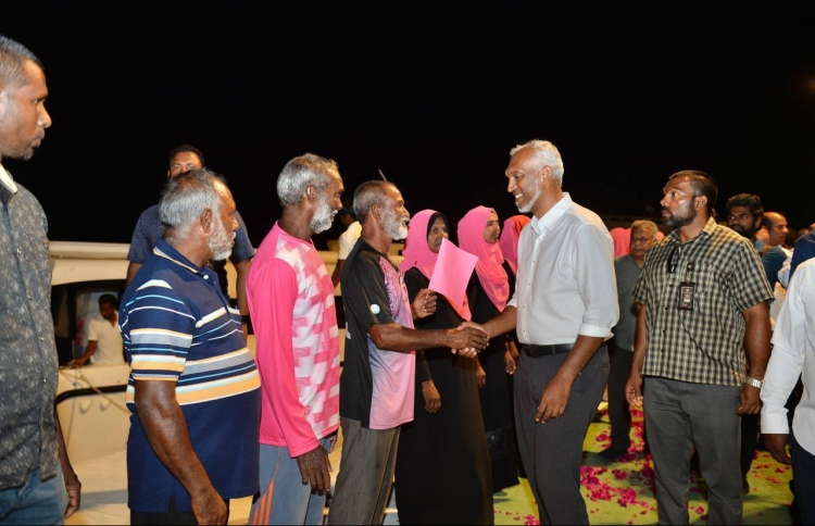 ކެމްޕޭނަށް އައިސް ނުފެންނަ ވެރިއަކަށް ނުވާނެ:މުއިއްޒު