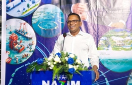 MNP leader Mohamed Nazim pledges to connect Gaafu Alifu atoll Vilingili with Kooddoo via bridge--