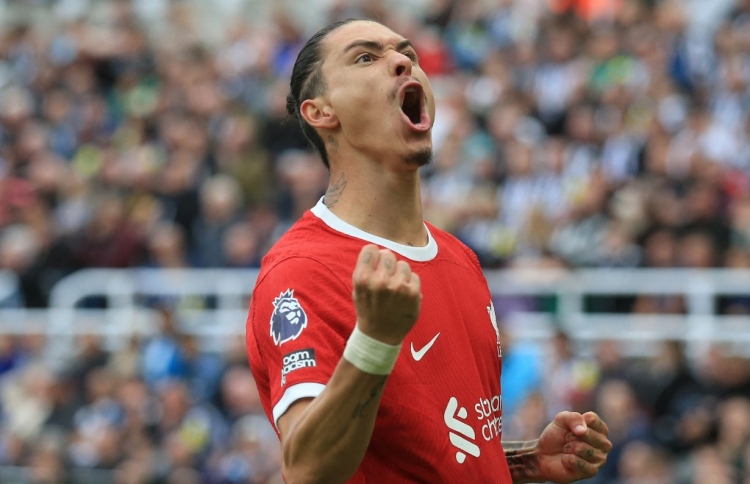 ކްލޮޕްގެ 1000 މެޗުން މިވަރުގެ މެޗަކާ ކުރިމަތިނުލާ